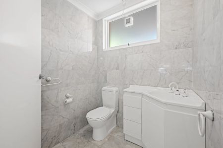 Modern Furnished Apartment - Photo 4