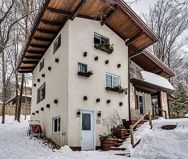Maison à louer à Saint-Sauveur, Quebec - Photo 1
