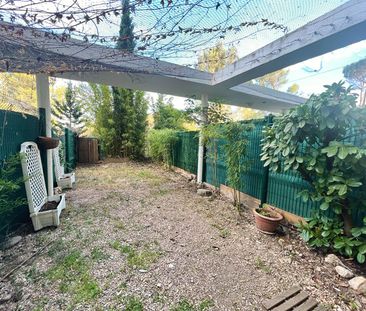 T1 + mezzanine - jardin parking - aix les milles - Photo 2