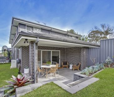 Immaculate Near New Duplex - Garden Maintenance Included - Photo 1