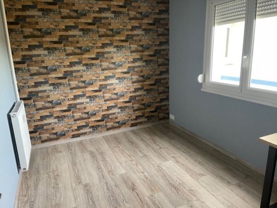 Libre le ..Maintenant Mt Loyer :520 Mt des charges :80 - Photo 1