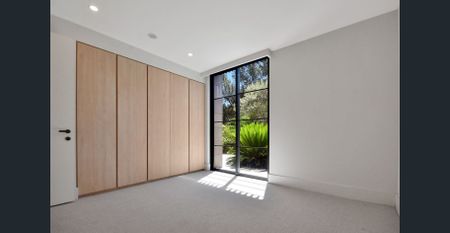 DUAL ASPECT WITH OVERSIZED TERRACE - Photo 5