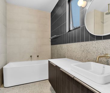 Be The Envy of your Family and Friends! - Photo 6