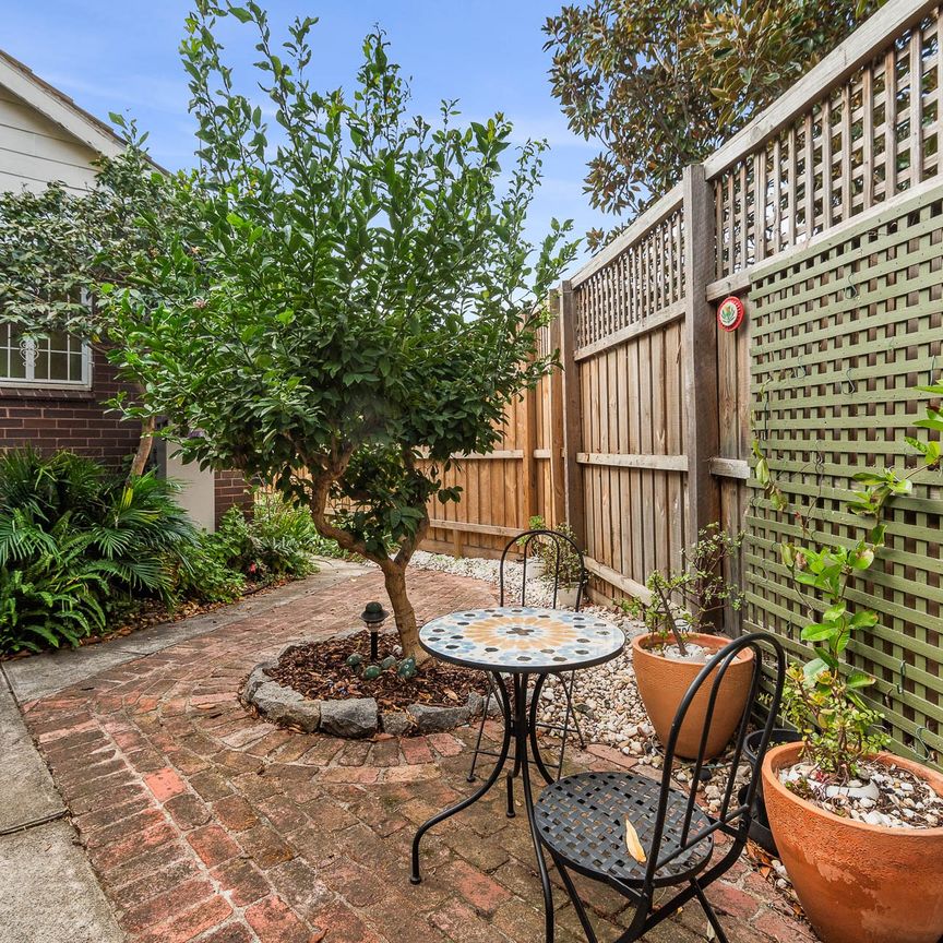 Stylish Single-Level Living in Prime Brighton Location - Photo 1