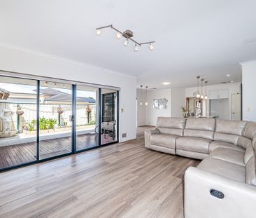 4 CHELSEA CIRCUIT, Success WA 6164 - House For Rent | Domain - Photo 1