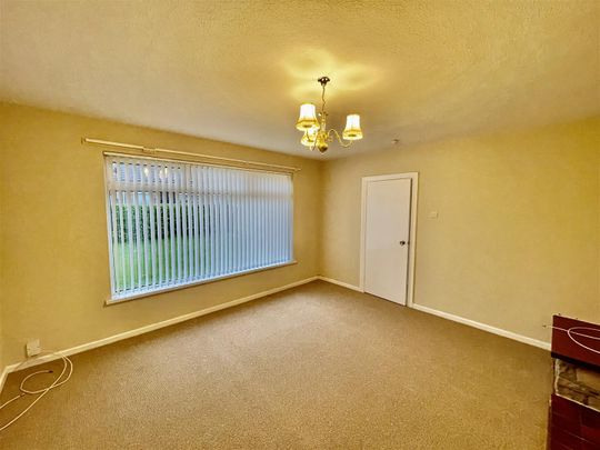 10 Killeen Avenue, - Photo 1