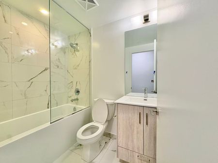 For Lease - 180 Front Street Unit# 3909, Toronto, Ontario - Photo 4
