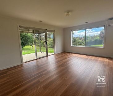 CONTEMPORARY FAMILY LIVING! - Photo 1