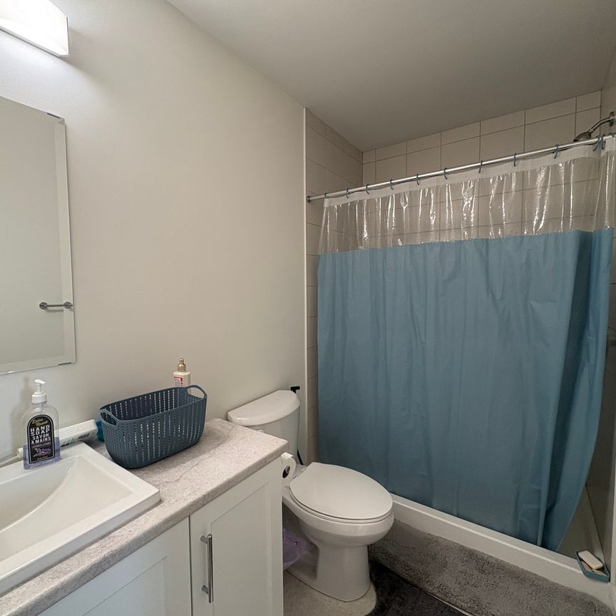 400 Buckthorn Dr, Kingston, ON K7P 0V6 - Photo 1
