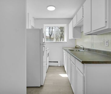 For Lease - 852 Trafalgar Street Unit# 3, London East, Ontario - Photo 5