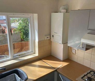 Glanmor Road Slough, SL2 - Photo 6