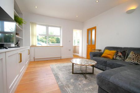 4 bedroom semi-detached house to rent - Photo 2