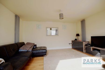 Holland Mews, Hove, East Sussex, BN3 1JG - Photo 2