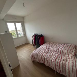 Location Appartement 2 pièces 46m² MONT DE MARSAN 40000 - Photo 2