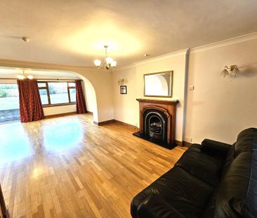 4 bedroom detached house to rent - Photo 3