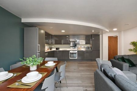 5 bedroom flat to rent - Photo 5