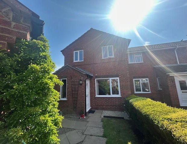 3 bedroom property to rent - Photo 1