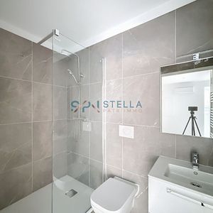 Studio meublé rénové avec prestations de qualité Parc San Lazaro - Photo 2