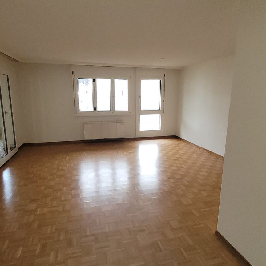 4.5 Zimmer, 110 m², 2. Stock - Photo 1