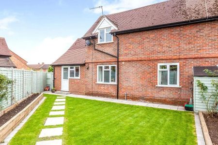 3 bedroom terraced house to rent - Photo 4