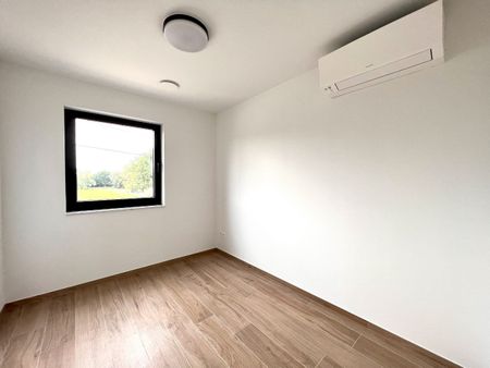 Instapklare passiefwoning met 3 slpks met tuin in Diepenbeek - Photo 3