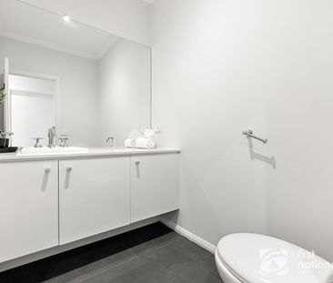 Stunning Family Home in the Heart of Eynesbury - Photo 2