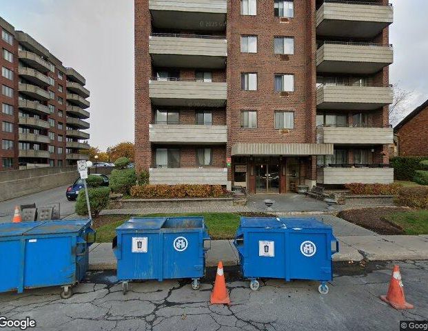 2 CH - 1 SDB - Côte Saint-Luc - $1,780 /mo - Photo 1
