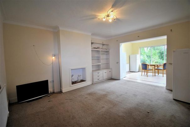 5 bedroom semi-detached house to rent - Photo 1
