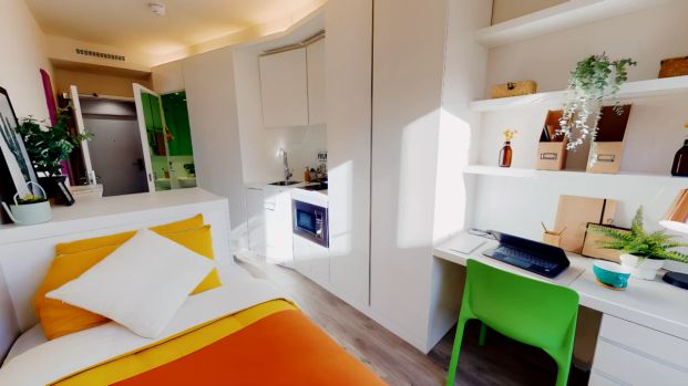 Silver Studio Premium - Photo 1