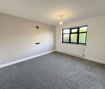 Magnolia Way, Swanwick, Alfreton, DE55 - Photo 3