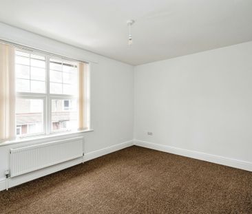 Priory Gardens, Great Yarmouth - Photo 3