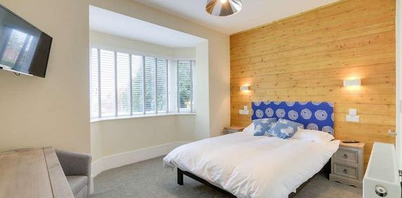 Buckland Brake, Newton Abbot, TQ12 - Photo 2