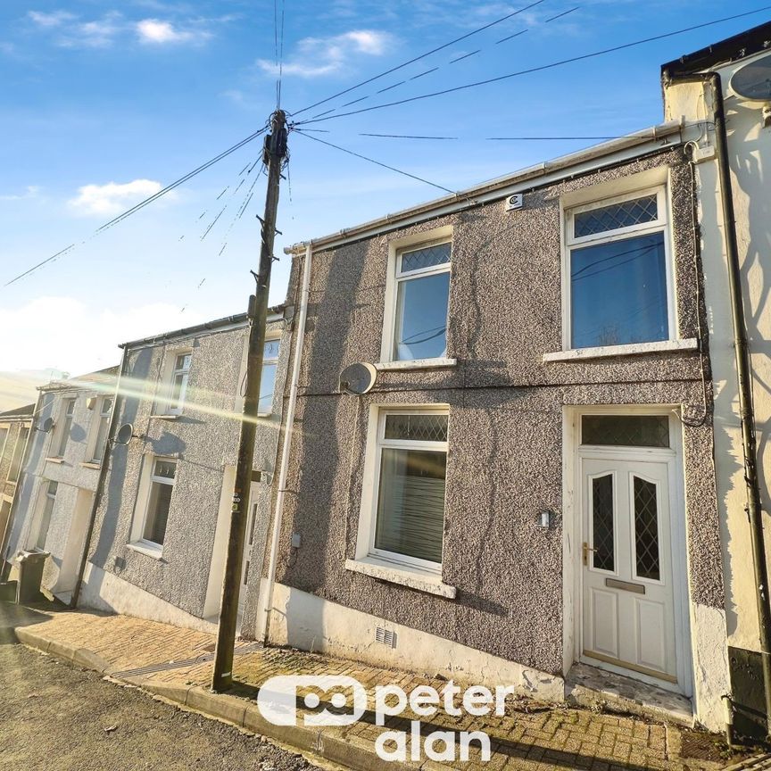 Russell Street, Dowlais, MERTHYR TYDFIL - Photo 2