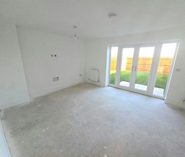 Detached house to rent on - Photo 2