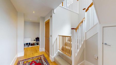3 bedroom terraced house to rent - Photo 2