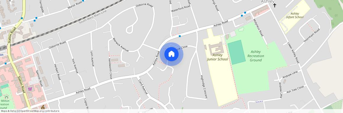 Willowdene Close, New Milton, Hampshire. BH25 5BX