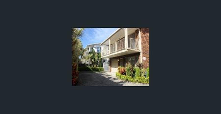 RIVERSIDE TOWNHOUSE - Full of conveniences - Photo 2