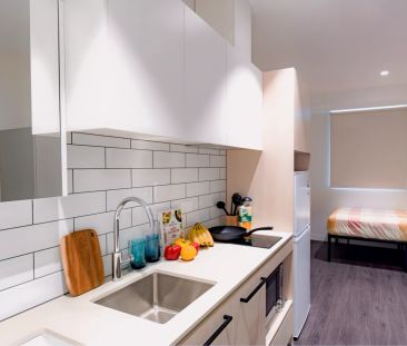 Private Studio Bronze - Photo 6