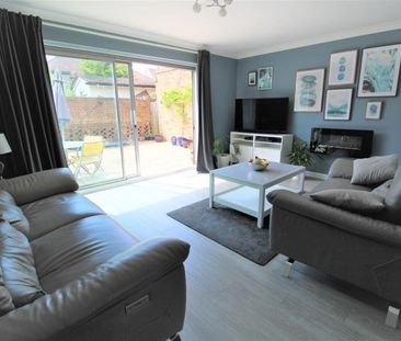 3 bedroom House To Let - Photo 1