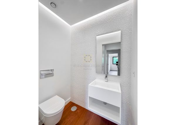 Apartamento T4 em Porto