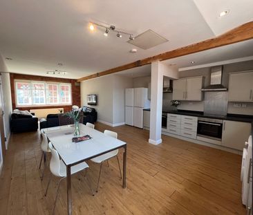 Room in a Shared Flat, Bells Square, S1 - Photo 1