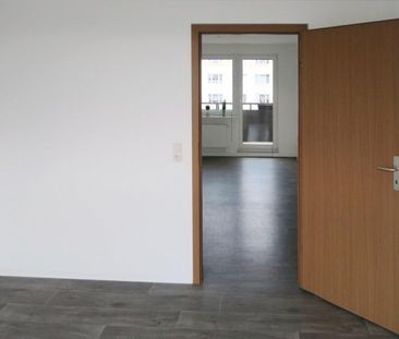 Familienwohnung am Reußpark! Bad und Küche mit Fenster // Gute Infr... - Foto 1