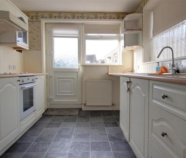 2 bedroom bungalow to rent - Photo 4