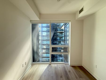 For Lease - 127 Broadway Avenue Unit# 2806, Toronto, Ontario - Photo 3