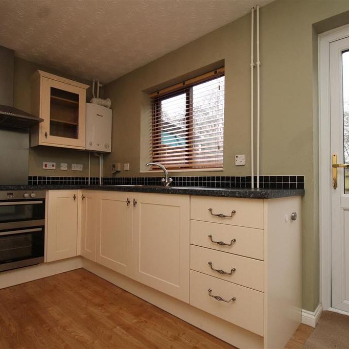 2 bedroom terraced house to rent - Photo 1