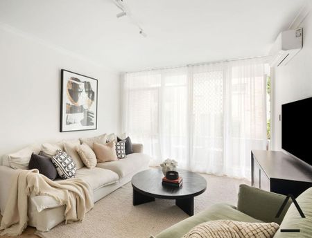 Ground floor apartment in the heart of Hunters Hill - Photo 3