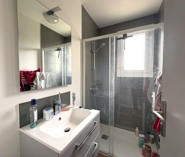 Location Maison 4 pièces 92m² POITIERS 86000 - Photo 1