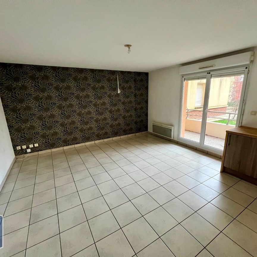 Location Appartement 2 pièces 47m² DEVILLE LES ROUEN 76250 - Photo 1