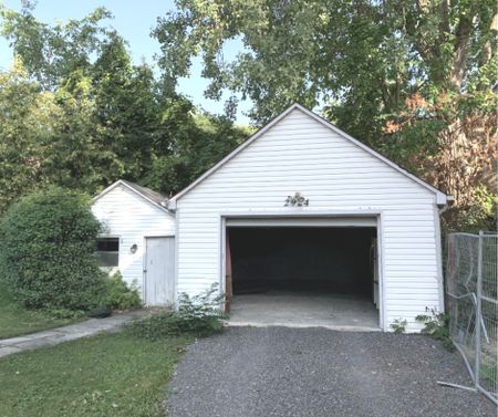 For Lease - 2924 Ahearn Avenue, Britannia - Lincoln Heights and Area, Ontario - Photo 5