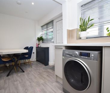 Oxford Drive, Kippax, Leeds - Photo 6